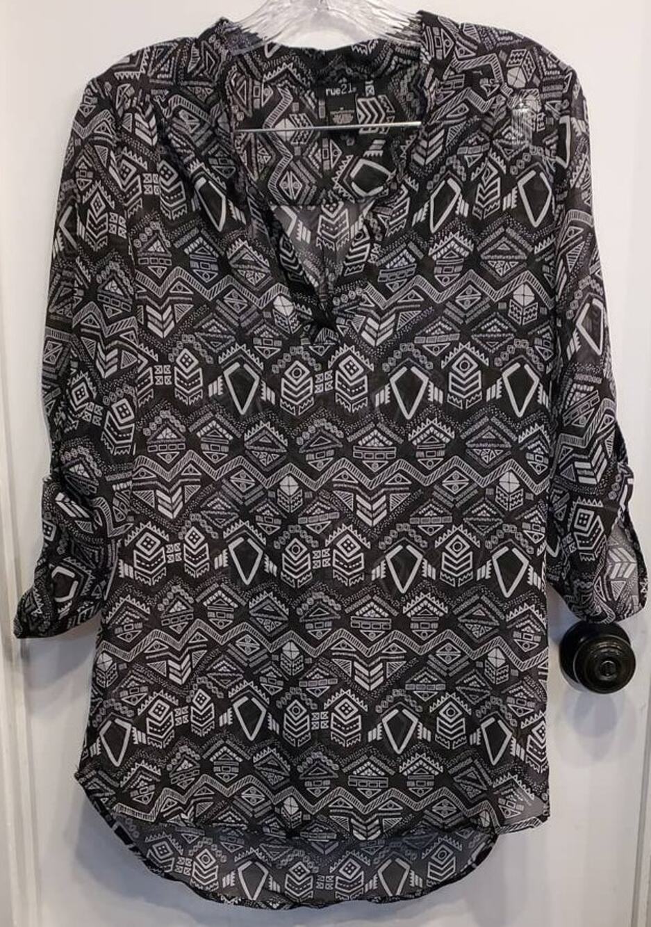 Rue 21 Black and White Long Sleeve Sheer Geometric Pattern Blouse Size Medium